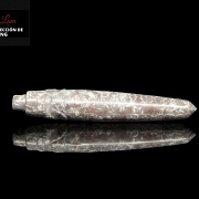 Colgante de jade tallado, cultura Liangzhu