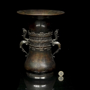 Jarrón ceremonial tipo Hu de bronce, s.XX
