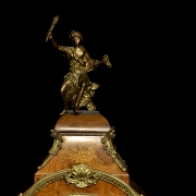 Louis XV style mantel clock by Franz Hermle and Sons - 4