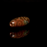 Cuenta Dzi de ágata