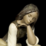 Figura de Lladró “Canterera clásica”