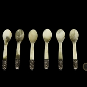 Horn and silver cutlery - 3