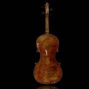 Violín etiquetado en su interior como