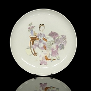 Pink family porcelain plate ‘Family scene’, with Yongzheng seal