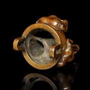 Bronze incense burner ‘Elephants’, with Xuande seal