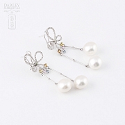 pendientes  largos zafiros0.56cts  y diamantes 0.25cts en oro blanco de 18k - 3