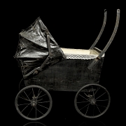 Carrito de paseo para muñeca, España, c.1900-1915