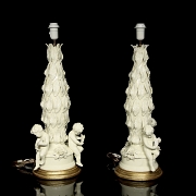 马尼塞斯陶瓷灯具一对，题为《天使》，20世纪