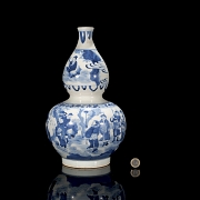 Glazed porcelain hulu vase, ‘Scenes’, marked Chongzhen