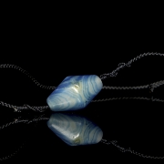Colgante Dzi de ágata azul, dinastía Liao