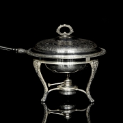 Calentador de metal plateado, s.XX