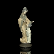 Nao figurine by Lladró, “Geisha with child,” 1980
