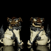 Pareja de figuras de cerámica 