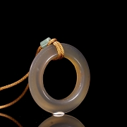 Colgante de ágata tallada, s.XX