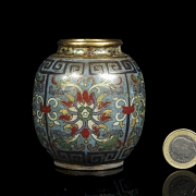 Small cloisonné enamel vessel, Qing dynasty - 7
