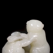 Figura de jade blanco