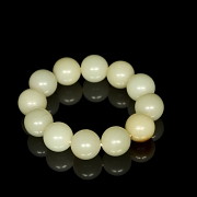 Pulsera de doce cuentas de jade blanco, dinastía Qing