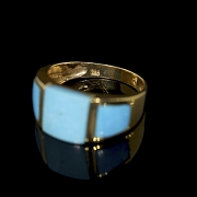 Anillo de oro amarillo de 18k con turquesas