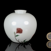 Glazed porcelain Zun vessel ‘Roses’, with Kangxi mark
