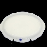 基尔英国瓷托盘，W.H. Grindley 作品。19 世纪。