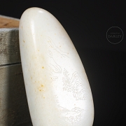 Figura de jade blanco