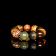 Antigua pulsera de once cuentas de ágata