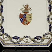 Plato de porcelana