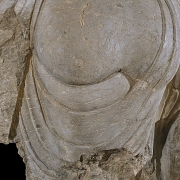 Gran figura de piedra tallada 