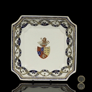 Plato de porcelana