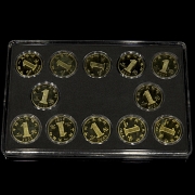 Juego de doce de monedas conmemorativas