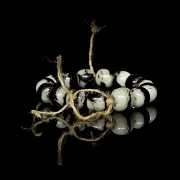 Bracelet with fifteen jade beads, Qing dynasty - 3