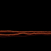 Collar con pequeñas cuentas de coral