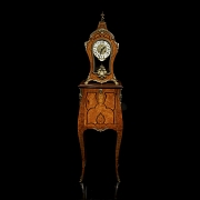 Reloj de Consola Estilo Luis XV con pedestal, Lauris (Calibre 141-030), 1981