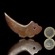 Carved jade figure ‘Animal’, Liangzhu culture - 5