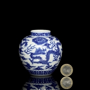 Blue and white enamel porcelain vase “Dragon”, with Guangxu seal - 6