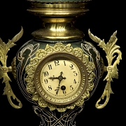 Table clock with vases Art Nouveau style, 20th century - 5