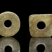 Two Hongshan-style jade pendants - 3