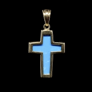 Colgante de oro amarillo con turquesa con forma de cruz