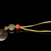 Colgante de bronce y ágata, Tíbet, dinastía Qing