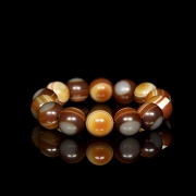 Pulsera de catorce cuentas de ágata, dinastía Liao