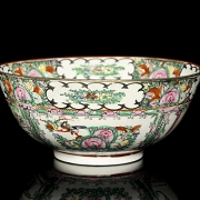Glazed porcelain bowl, “Courtly Scenes,” Canton, 20th century