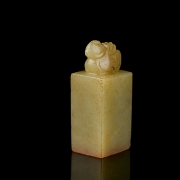 Hetian jade seal ‘Mandarin Duck’, Qing dynasty