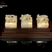 Conjunto de tres sellos de jade blanco