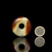 Colgante de jade tallado