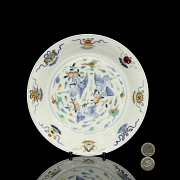Plato de porcelana esmaltado