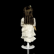 Muñeca de porcelana de carácter