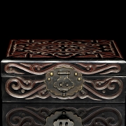 Lacquered wooden box ‘‘Scrolls’’, with Qianlong seal - 1