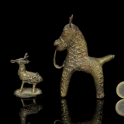 Pair of brass Dhokra figures, ‘Ram and Horse’, India, 20th century - 6