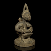 Yoruba Figure ‘Motherhood’, Nigeria, 20th century - 4