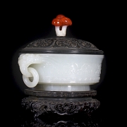 Incensario de jade blanco y sándalo, dinastía Qing
